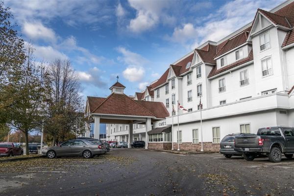 Hotel BW Premier Collection Prestige Harbourfront Resort (Salmon Arm)